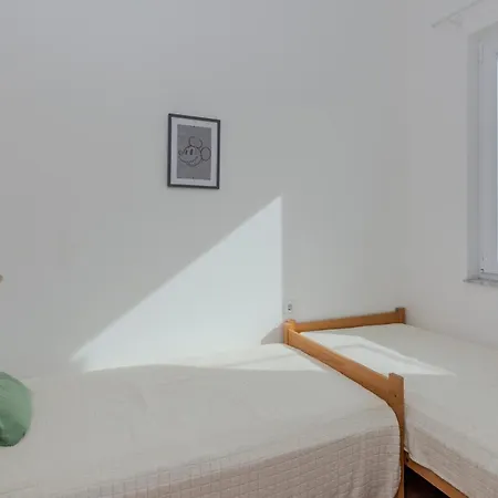 Gorgeous In With Kitchen Apartament *